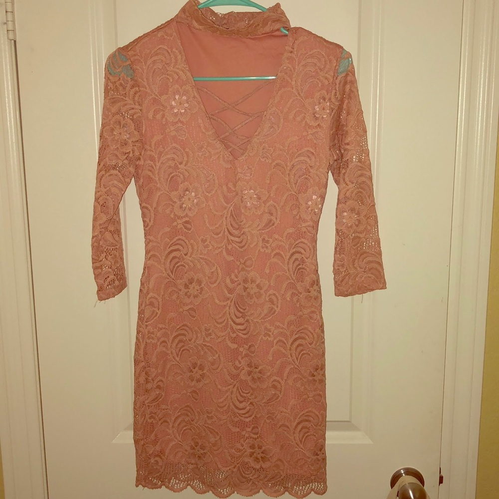 Lace body con dress